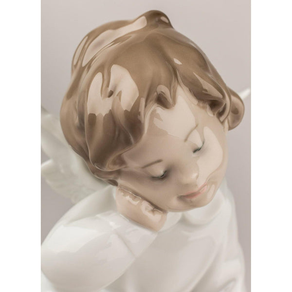 Load image into Gallery viewer, Lladro Angel Dreaming Figurine