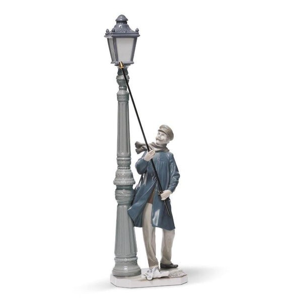 Load image into Gallery viewer, Lladro Lamplighter Figurine