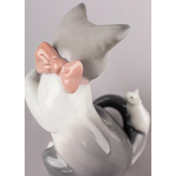 Load image into Gallery viewer, Lladro Cat and Mouse Figurine