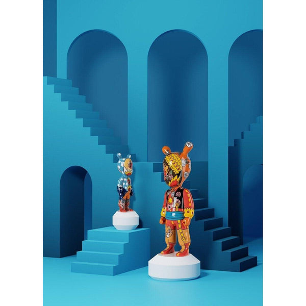 Load image into Gallery viewer, Lladro The Guest by Ricardo Cavolo Sculpture - Small Model - Numbered Edition