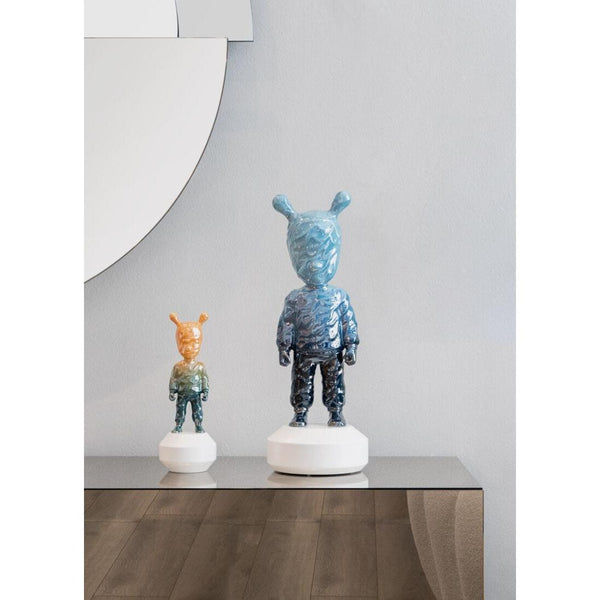 Load image into Gallery viewer, Lladro The Guest By Supakitch Sculpture - Small Model - Numbered Edition