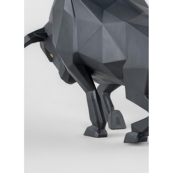 Load image into Gallery viewer, Lladro Bull Sculpture - Black matte
