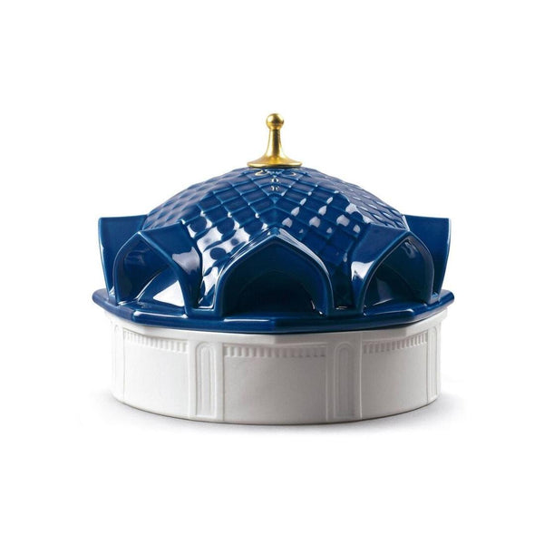 Load image into Gallery viewer, Lladro Scheherazade's Quarters Candle 1001 Lights - Unbreakable Spirit Scent