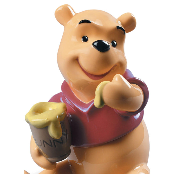 Load image into Gallery viewer, Lladro Winnie the Pooh Figurine