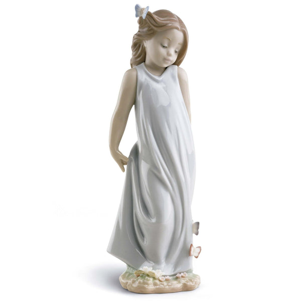 Load image into Gallery viewer, Lladro Friend of The Butterflies Girl Figurine