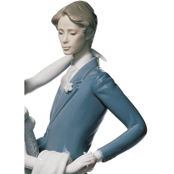 Load image into Gallery viewer, Lladro I Love You Truly Couple Figurine