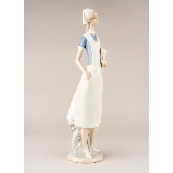 Load image into Gallery viewer, Lladro Nurse Figurine