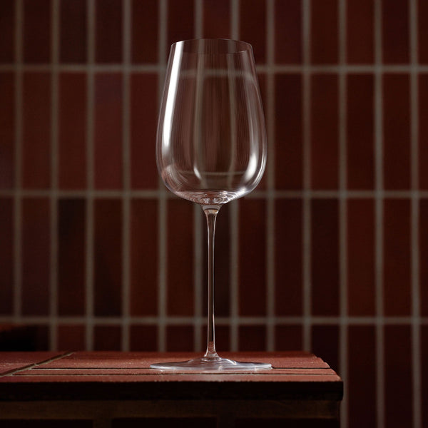 Load image into Gallery viewer, Orrefors Frantzén White Wine Handmade
