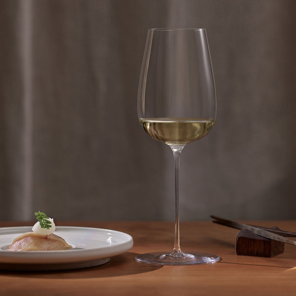 Load image into Gallery viewer, Orrefors Frantzén White Wine Handmade