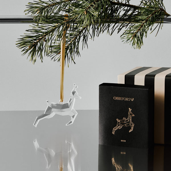 Load image into Gallery viewer, Orrefors Scandinavian Forest Deer Ornament