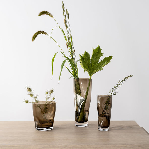 Load image into Gallery viewer, Orrefors Squeeze Smokey Brown Tulip Vase