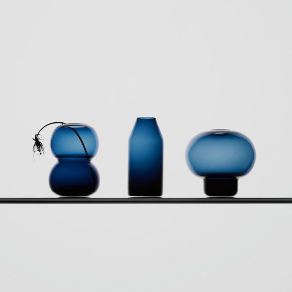 Load image into Gallery viewer, Orrefors Midsummer Vases Midnight Blue Mini Set Of 7 Ltd