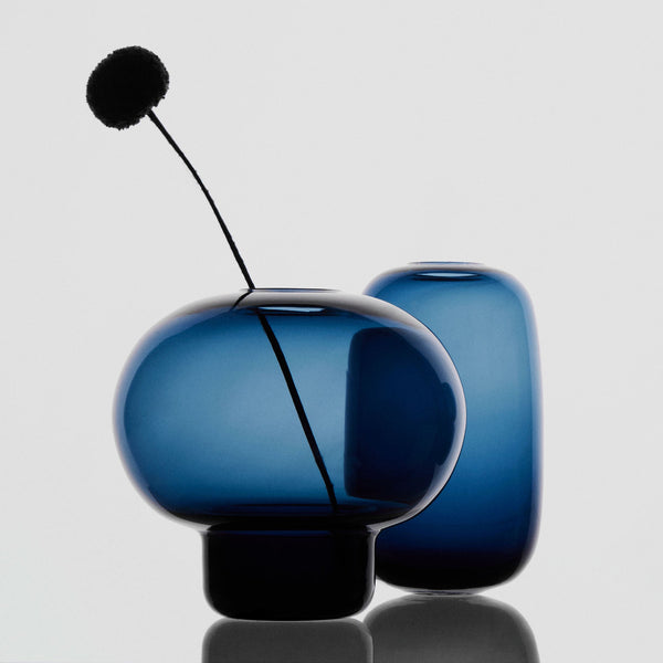 Load image into Gallery viewer, Orrefors Midsummer Vases Midnight Blue Mini Set Of 7 Ltd