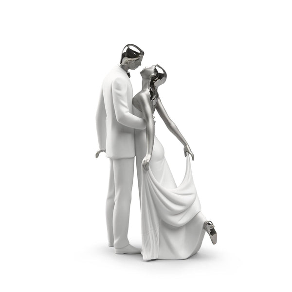 Load image into Gallery viewer, Lladro Happy Anniversary Couple Figurine - Silver Lustre
