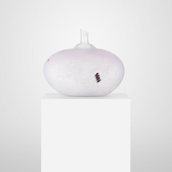 Load image into Gallery viewer, Kosta Boda Beans Pink