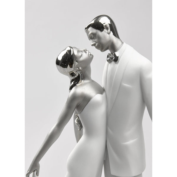 Load image into Gallery viewer, Lladro Happy Anniversary Couple Figurine - Silver Lustre