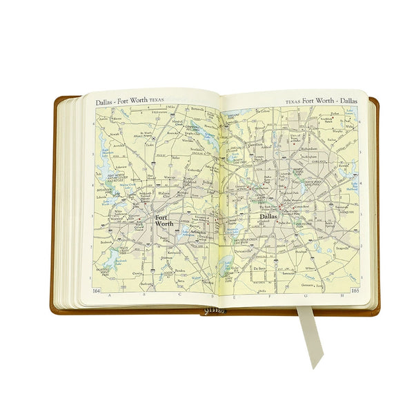 Load image into Gallery viewer, Graphic Image The Traveler's Atlas - Leather Book - Green