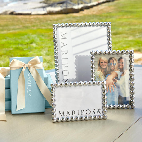 Load image into Gallery viewer, Mariposa Baubles 8x10 Frame