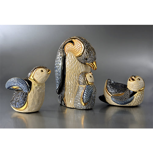 Load image into Gallery viewer, De Rosa Collections Baby Penguin Sliding Figurine