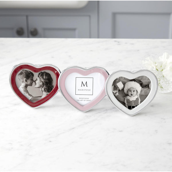 Load image into Gallery viewer, Mariposa Signature Red Heart 4x6 Frame