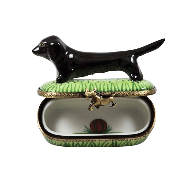 Load image into Gallery viewer, Rochard "Black Dachshund" Limoges Box