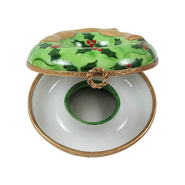 Load image into Gallery viewer, Rochard "Christmas Wreath" Limoges Box