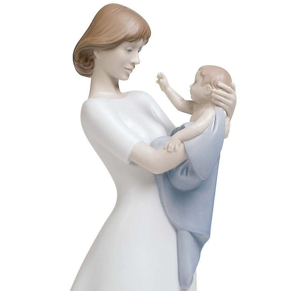 Load image into Gallery viewer, Lladro A Mother's Treasure Figurine