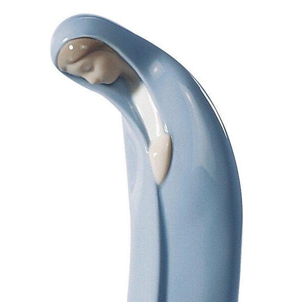Load image into Gallery viewer, Lladro Madonna Nativity Figurine