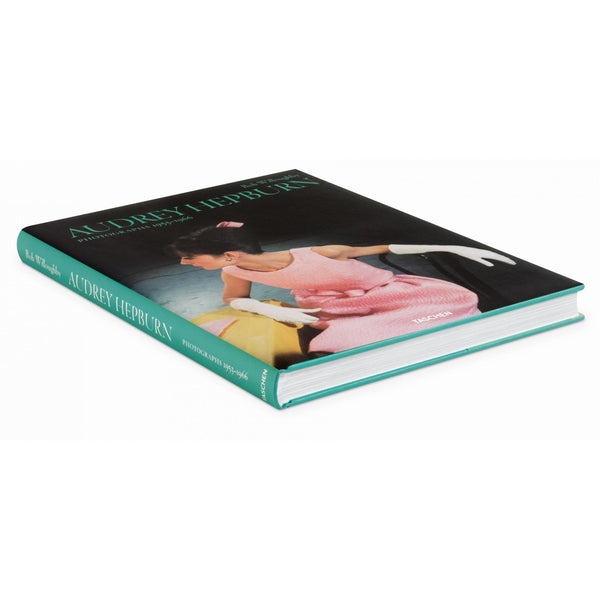 Load image into Gallery viewer, Taschen Bob Willoughby. Audrey Hepburn. Photographs 19531966 - Taschen Books