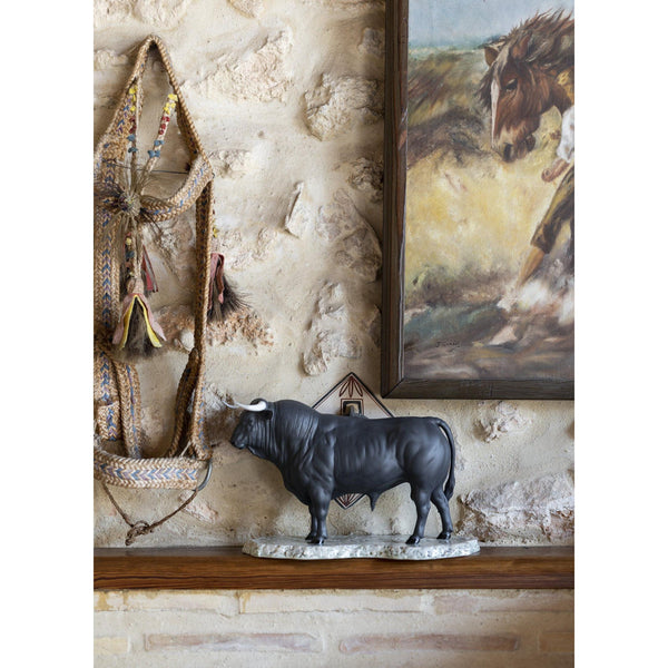 Load image into Gallery viewer, Lladro Spanish Bull Figurine