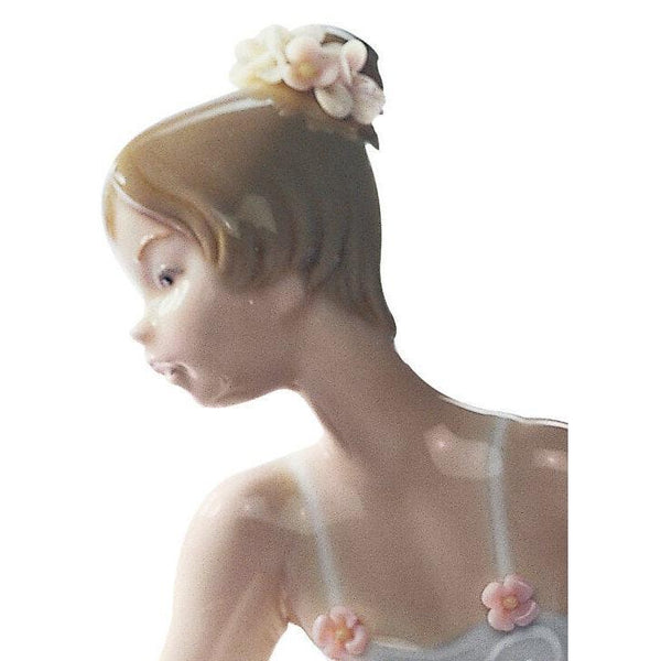 Load image into Gallery viewer, Lladro Recital Ballet Girl Figurine