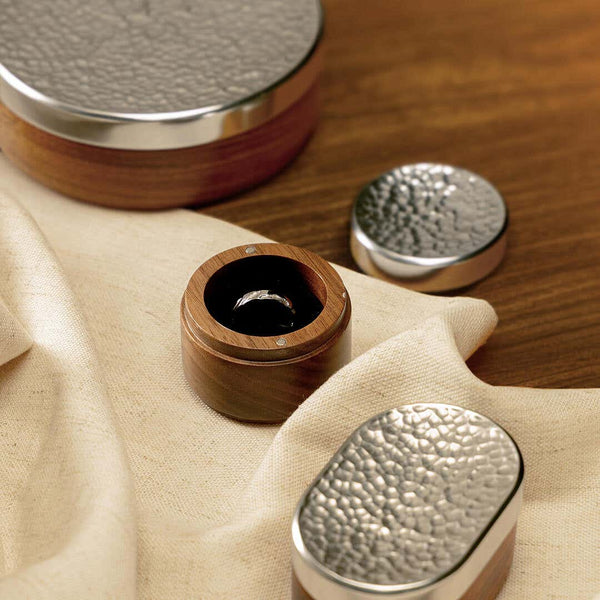 Load image into Gallery viewer, Royal Selangor Keepsakes Ring Box