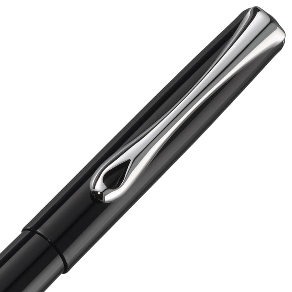 Load image into Gallery viewer, Diplomat Traveller Black Lacquer Fountain Pen