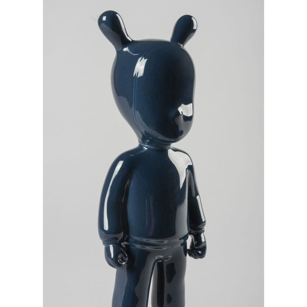 Load image into Gallery viewer, Lladro The Dark Blue Guest Figurine - Small