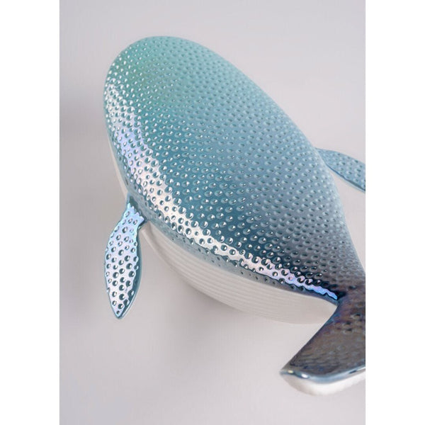 Load image into Gallery viewer, Lladro Little Whale Figurine