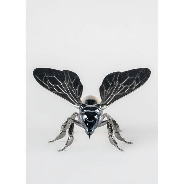 Load image into Gallery viewer, Lladro Bee Sculpture