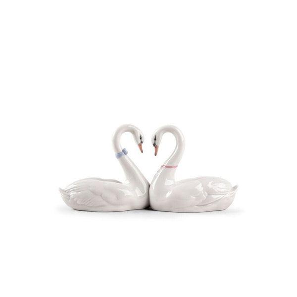 Load image into Gallery viewer, Lladro Endless Love - Cake Topper
