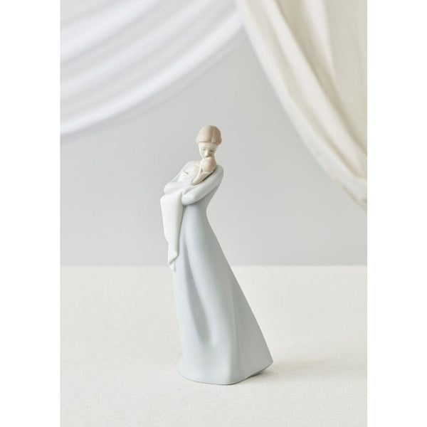Load image into Gallery viewer, Lladro A Mother's Embrace Figurine