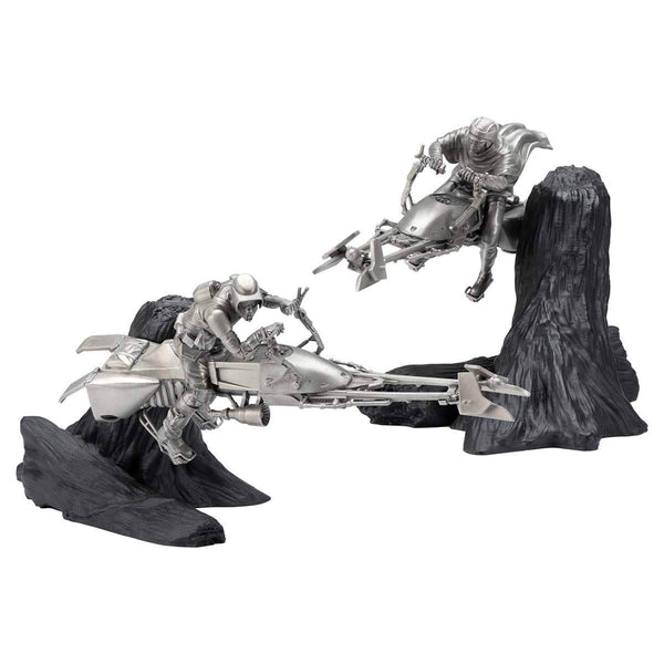 Load image into Gallery viewer, Royal Selangor Limited Edition Speeder Bike Chase Diorama