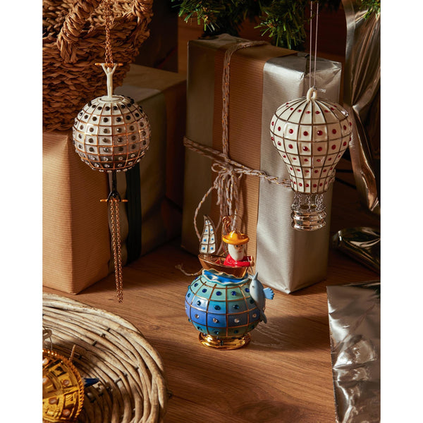 Load image into Gallery viewer, Alessi Il Vecchio E Il Mare Home Ornament