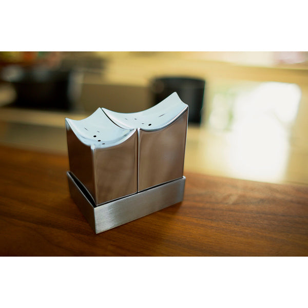 Load image into Gallery viewer, Philippi Elbphilharmonie Salt + Pepper Shakers