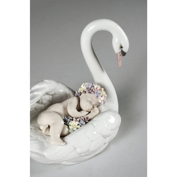 Load image into Gallery viewer, Lladro Drifting through Dreamland Swan Figurine