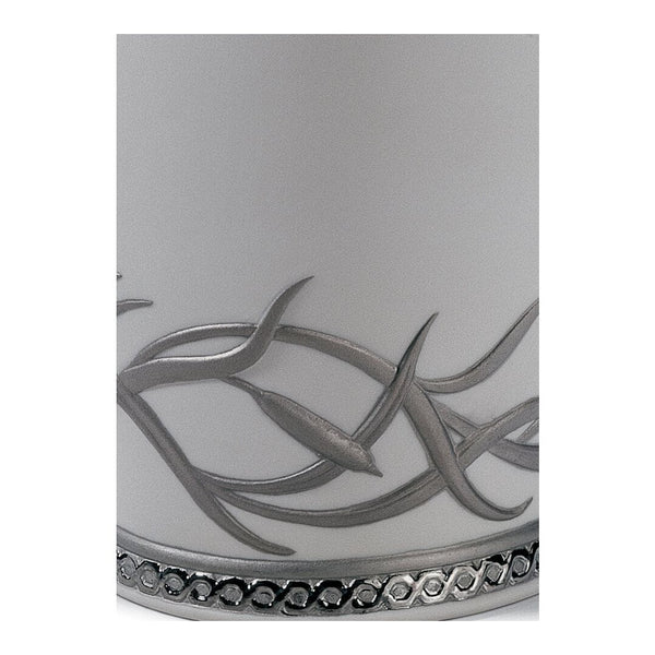 Load image into Gallery viewer, Lladro Herons Realm Covered Vase Figurine - Silver Lustre