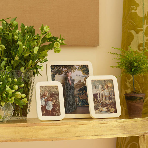 Load image into Gallery viewer, AERIN Modern Shagreen 8x10 Frame - Cream