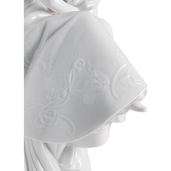 Load image into Gallery viewer, Lladro Love II Couple Figurine