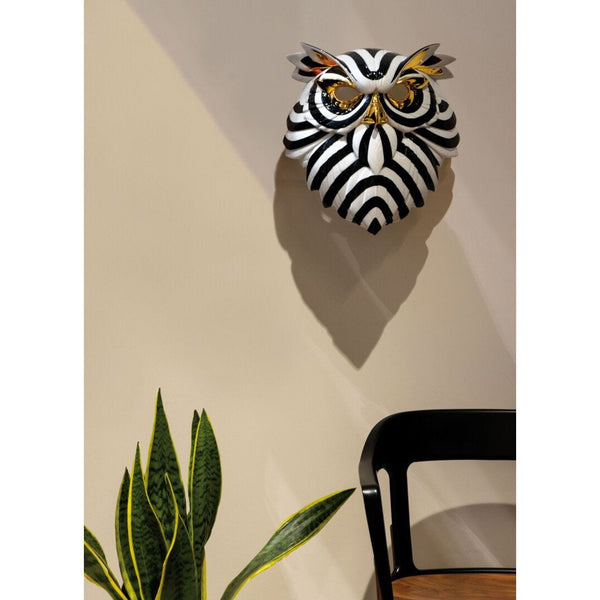 Load image into Gallery viewer, Lladro Owl Mask - Black and Gold - Sculpture