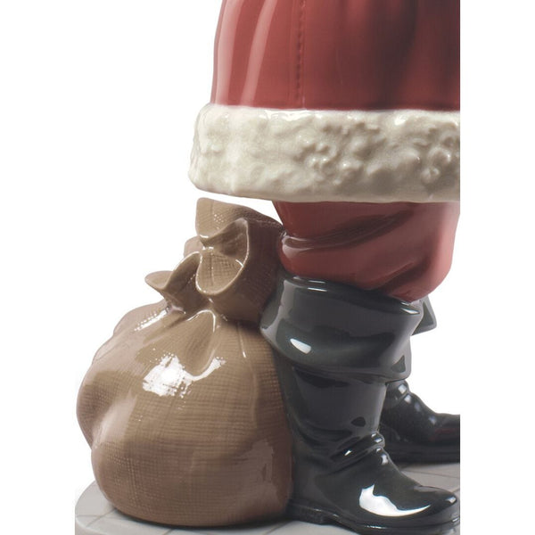 Load image into Gallery viewer, Lladro Merry Christmas Santa! Figurine