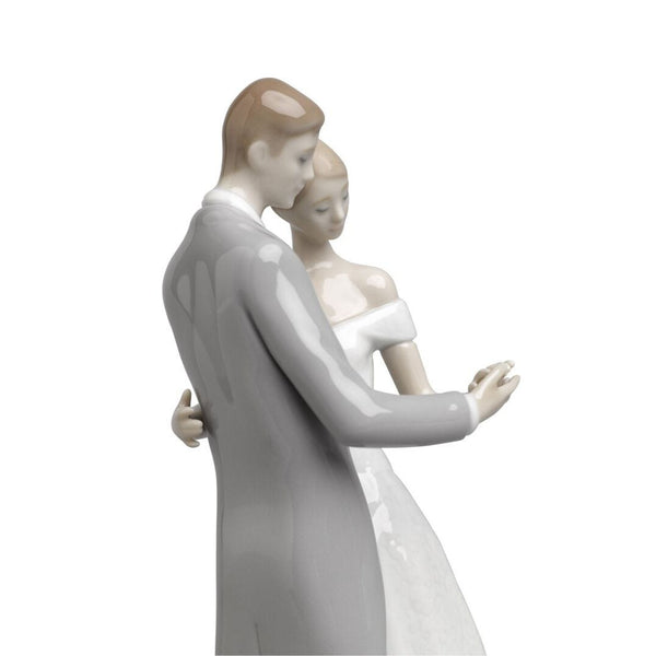 Load image into Gallery viewer, Lladro Together Forever Couple Figurine