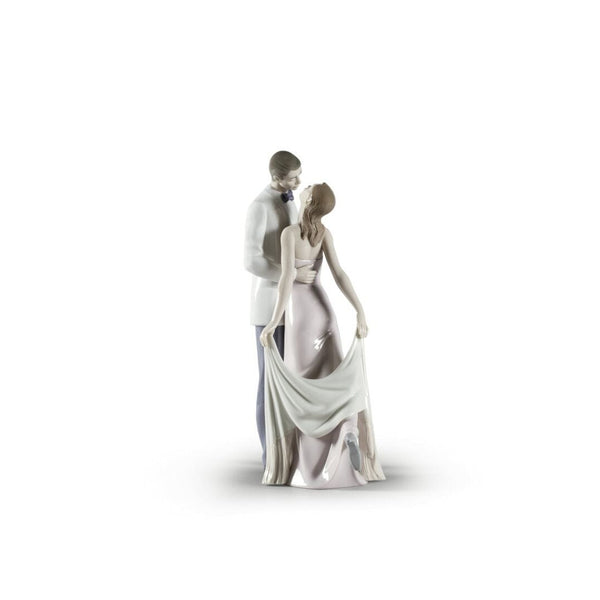 Load image into Gallery viewer, Lladro Happy Anniversary Couple Figurine