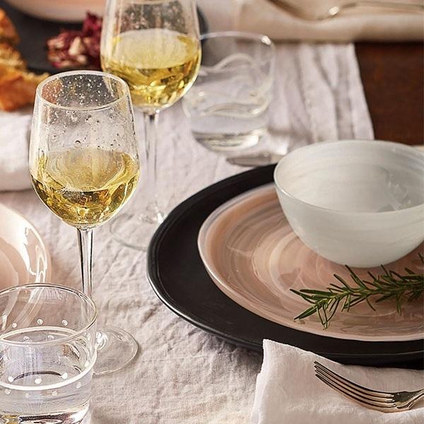 Load image into Gallery viewer, Mariposa White Appliqué Double Old Fashion Glass Suite